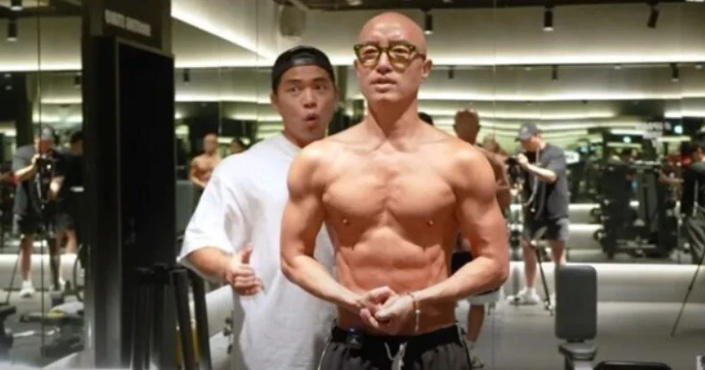대한민국 50대 남자 상위 1%의 몸 ㄷㄷ