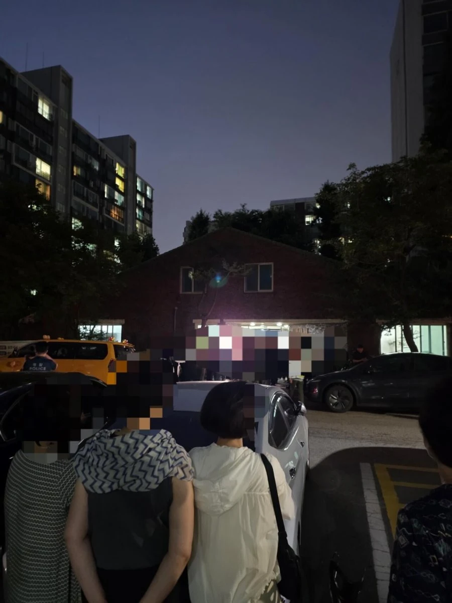 실시간) 잠실 투표소 상황 ㄷㄷ..jpg