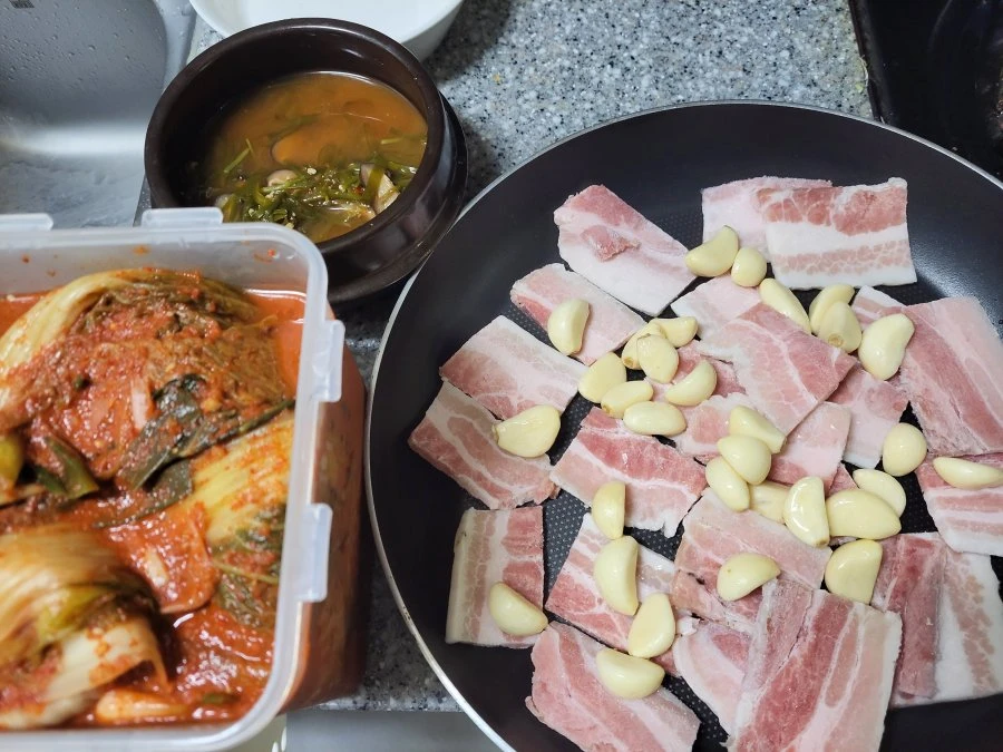 밥상에 기강 한번 잡았습니다 ㄷㄷ