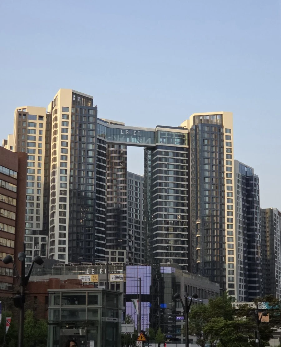 잠실 르엘 참 멋지네요.jpg