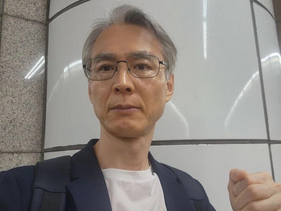 송영길 잡으러 서울 영등포경찰서 가는 중..