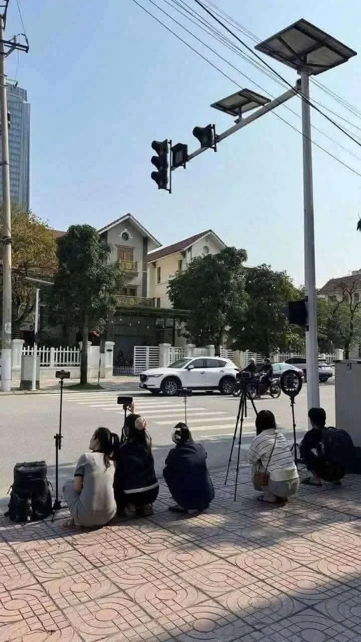 현재) 난리난 베트남 신호위반 포상금제 ㄷㄷ.jpg
