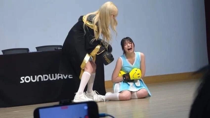 밴드 qwer 모르는 사람이 보면 오해할만한 상황 jpg