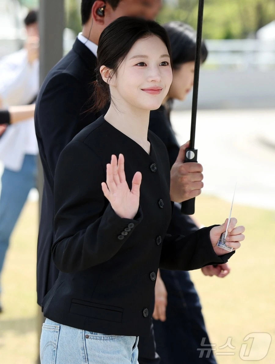 고윤정 오늘 행사장 사진
