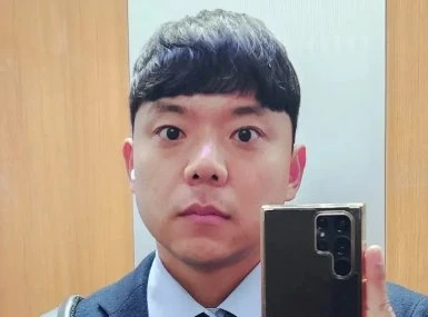 유시민 얼굴 조롱한 민주당 부대변인 와꾸 수준