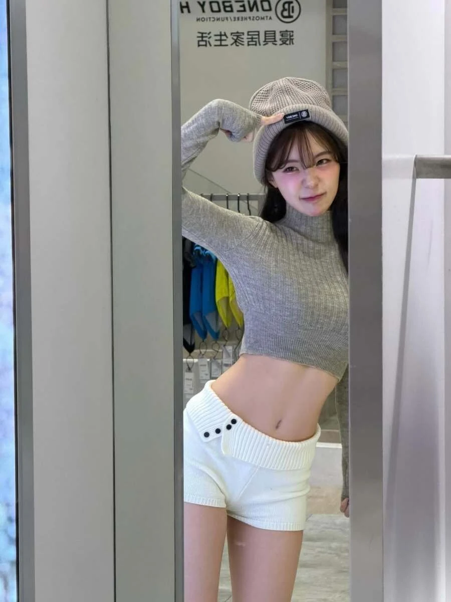 현존 치어리더 연봉 퀸.jpg.swf