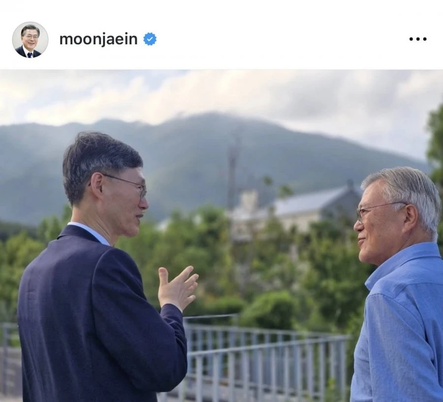 문재인 대통령 인스타그램.jpg