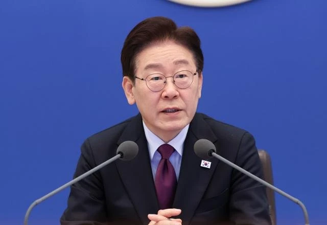 이 대통령, 공무원 가짜 노동 경고 ㄷㄷ..jpg