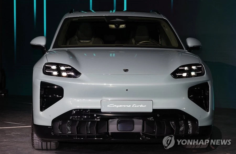 포르쉐 , 카이엔 일렉트릭 공개 사진