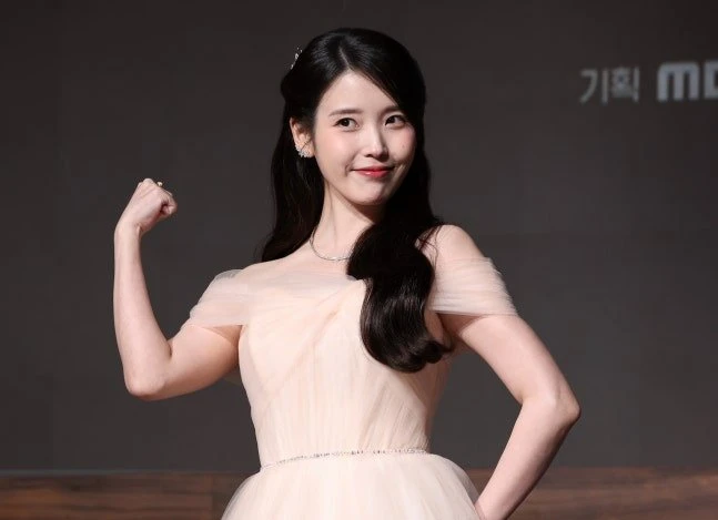 아이유, 충격적 식습관 목격담 ㄷㄷ..jpg