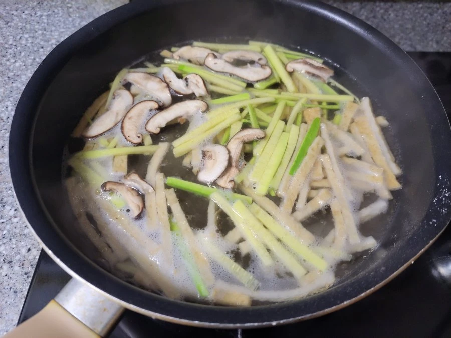 완벽한 식사 칼국수